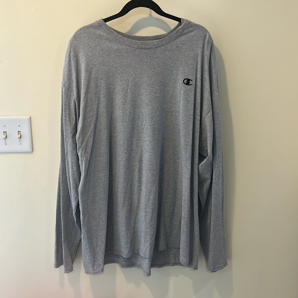 champion 2XL long sleeve shirt